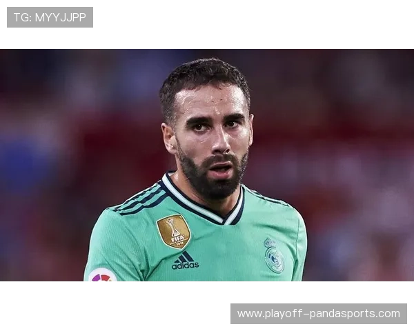 老派足球巨星回顾：从经典技艺到现代足坛的影响力分析