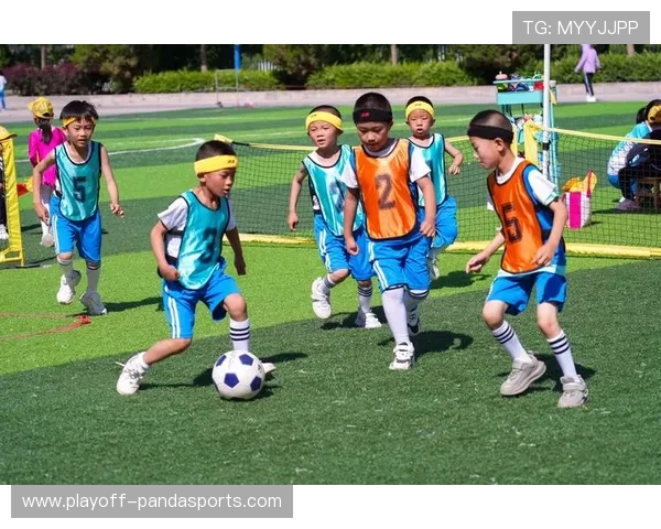 足球传奇的传承 足球球星女儿踏上绿茵场续写辉煌梦想